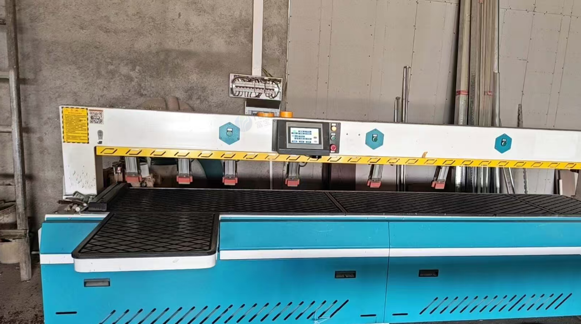 邵阳地区工厂处理鼎丰CNC加工中心、鼎丰封边机、侧孔机