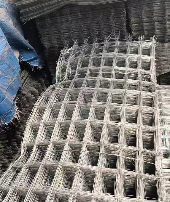 吕梁地区处理一批石棉瓦铁丝网