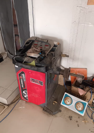 菏泽地区汽修厂处理龙门举升机 大力平衡机 博士通扒胎机