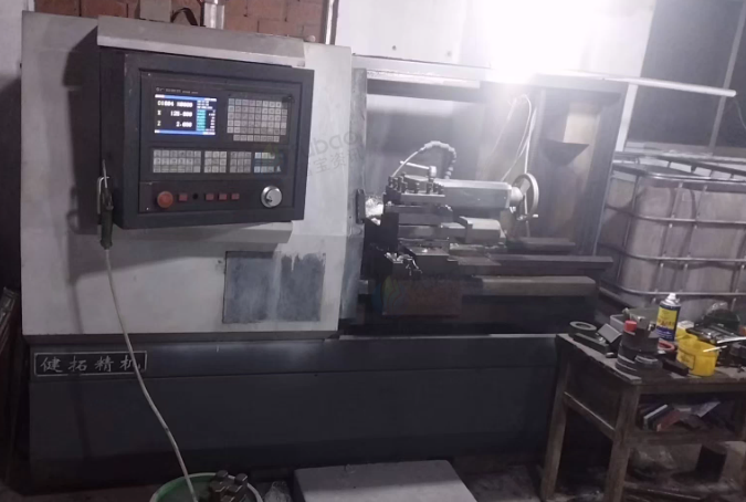 常州地区工厂处理6140*1m车床