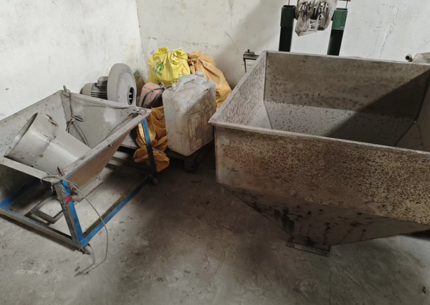 东莞地区工厂处理pvc新料造粒机全套设备