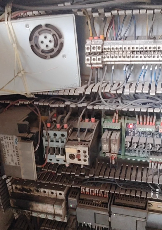 无锡地区工厂处理160吨油压冲床