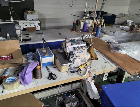 南通地区工厂处理服装设备一批