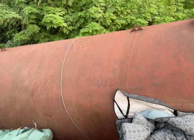 宿迁地区工厂处理8T油罐1个、12T油罐1个