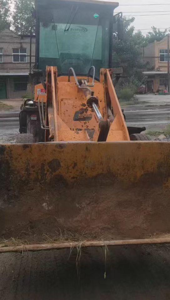 开封地区处理鲁工926装载机