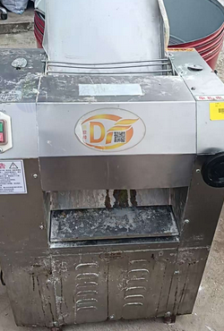 重庆地区包子铺处理和面机、压面机、操作台