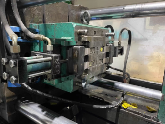 临沂地区工厂处理海雄HXM128-W6注塑机