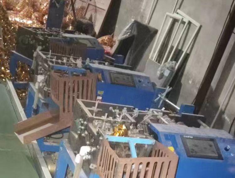 郑州地区闲置处理三台元宝设备、脚踏封口机、传送带等