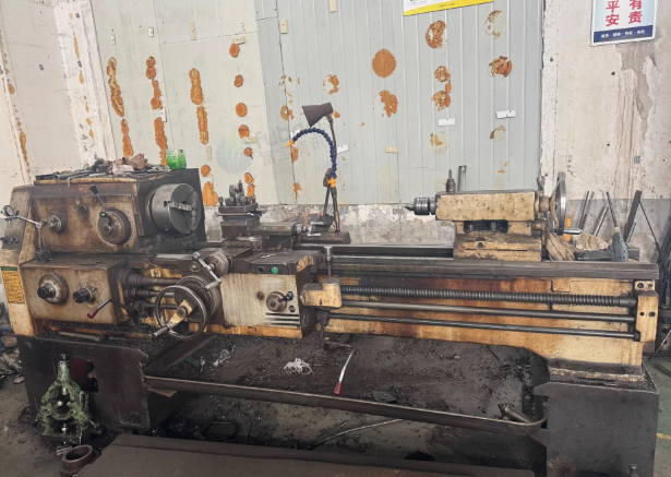 常州地区工厂处理加工中心、数控车床2台、普车