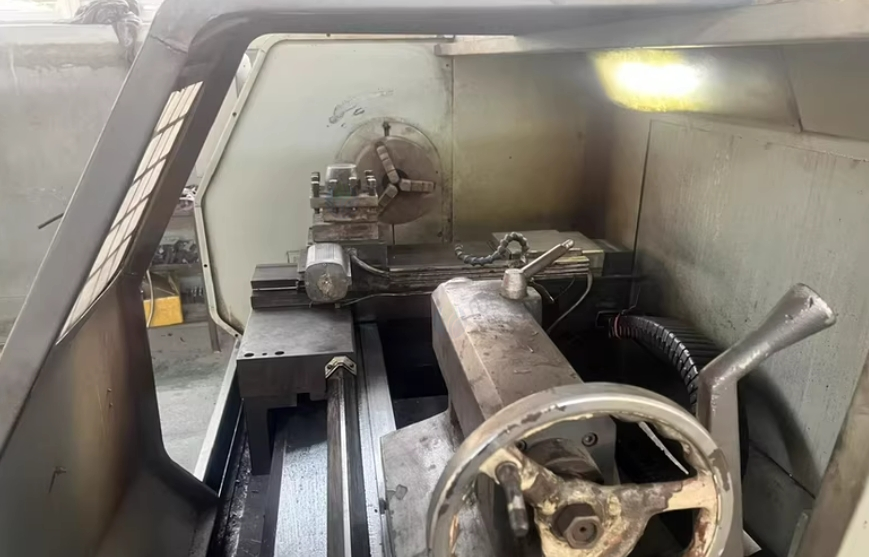 鹰潭地区处理自用ck6150×1500广数系统机床