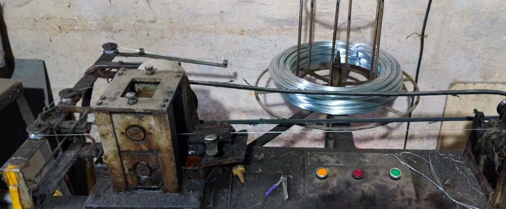 清远地区自用处理扫把生产设备、高速植毛机、慢速机、压线机、打口机