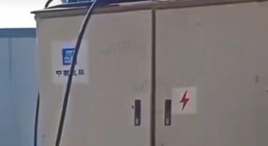 郑州地区工地处理螺旋钻机、电缆配电柜、挖机等