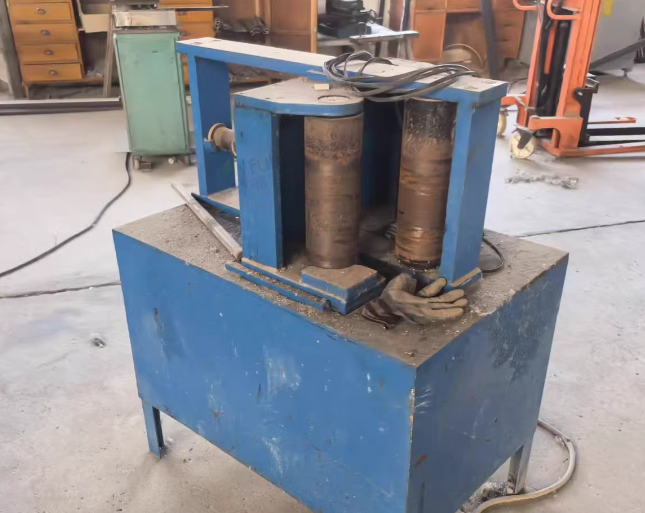 淮安地区工厂处理35T液压型材拉弯机