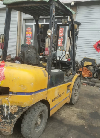 枣庄地区处理3吨 3.5吨龙工叉车