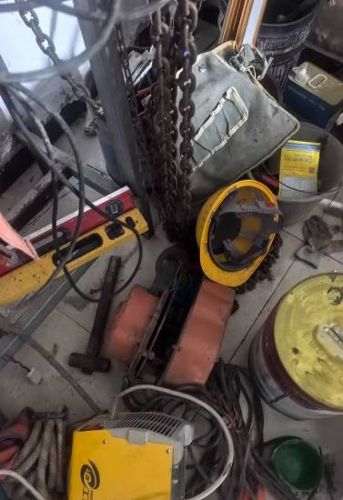 成都地区处理焊机、电缆等仓库设备