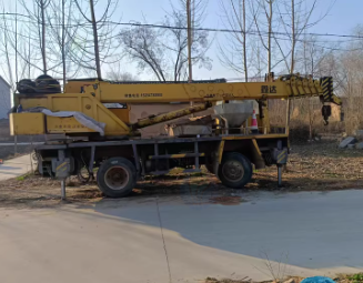 菏泽地区处理自用鑫达12吨变形金刚吊车