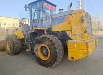 济南地区处理18年柳工装载机