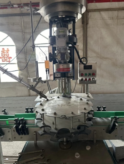 晋中地区处理灌装线 带贴标机、旋盖机