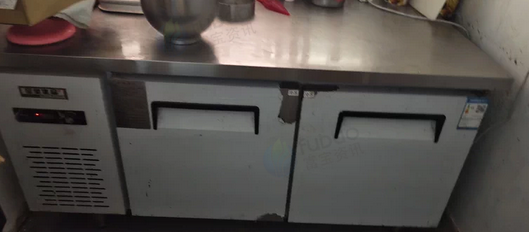 抚州地区处理蛋糕店设备、中岛柜、烤箱，打蛋机，醒发箱等