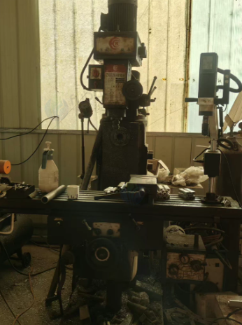 潍坊市地区工厂处理多台冲床 车床 铣床