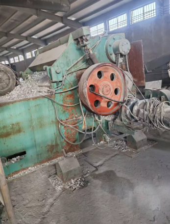 临沂地区工厂处理1200木材削片机