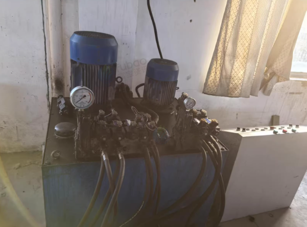 淮安地区工厂处理35T液压型材拉弯机