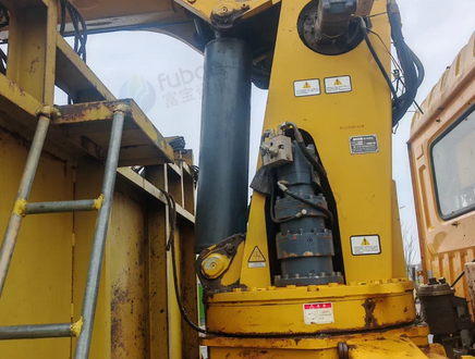 宜昌地区处理12吨随车吊