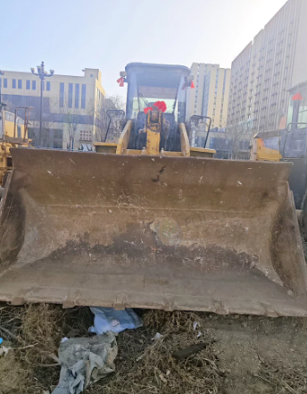 济南地区处理18年柳工装载机