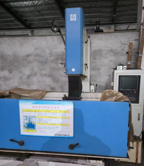 南通地区工厂处理机床设备一批