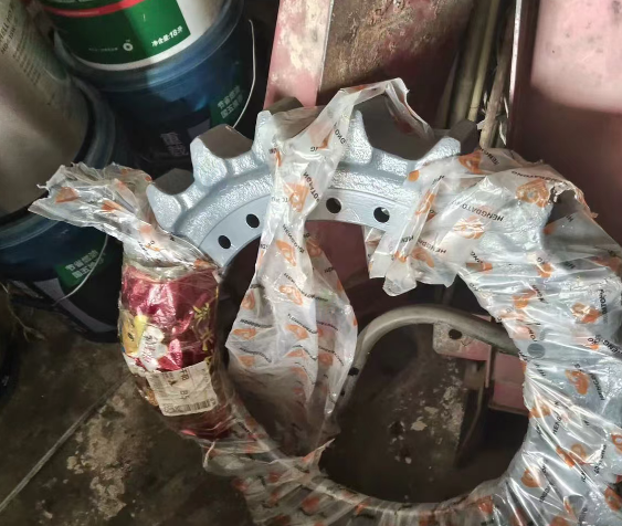 宝鸡地区处理神钢210超8驱动齿轮、高空作业车、四芯铝缆等