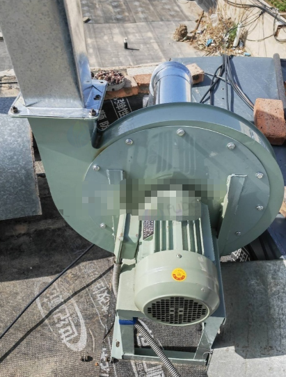 张家口地区处理发电机、蜗牛风机2台