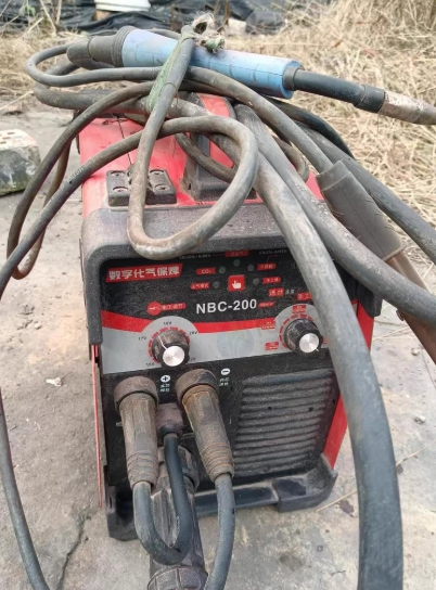 成都地区个人处理颐顿二保焊机