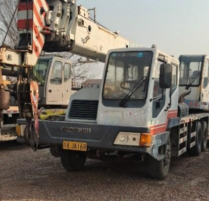 廊坊地区处理中联12吨吊车