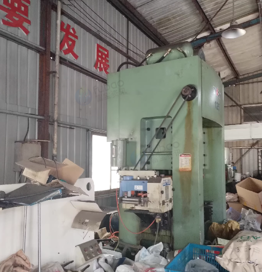 温州地区工厂处理125T高速冲床