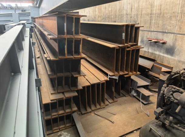 淮安地区工厂处理H型钢几十根