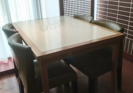 成都地区处理餐馆关张宿舍床16张、圆桌13张、长桌有10张等