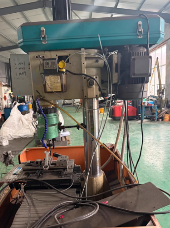 临沂地区处理台湾数控单面铣 三轴数控台钻 韩国U5立卧两用铣床