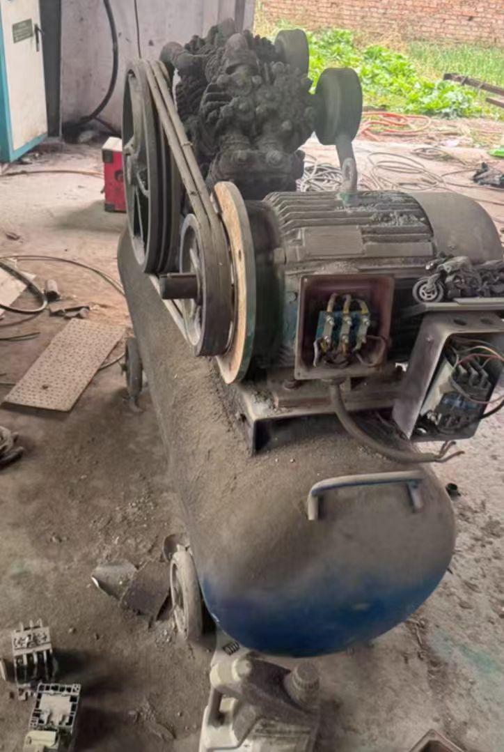 洛阳地区工厂处理冲床、喷砂机、剪钢筋机、气泵等弹簧板设备