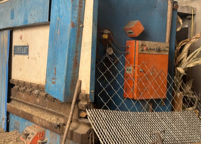 晋中地区处理200吨液压折弯机4米、裁板机