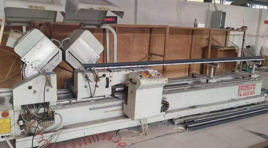 开封地区闲置处理升降车、剪板机、整套塑钢门窗制作设备