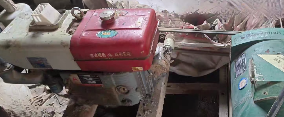 新乡地区处理常五柴油机、鹰阁发电机