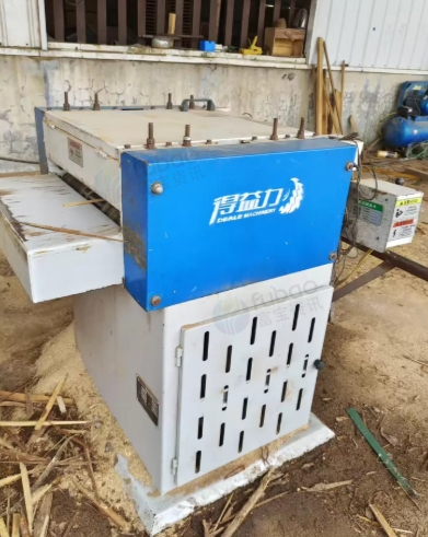 黔东南地区厂子处理全套的得力多片锯、22原木机、清边机、方料开片机等