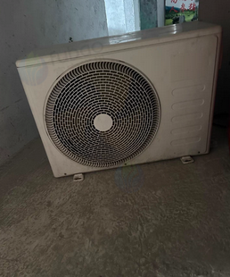 河池地区处理三匹圆柱空调、展示柜冰箱