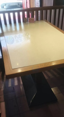 成都地区处理餐馆关张宿舍床16张、圆桌13张、长桌有10张等