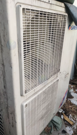 长春地区处理5P吸顶中央空调2台、5P美的风管机