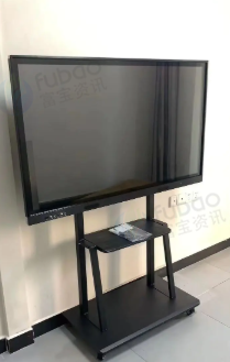 南平地区个人处理挂式立式空调、多功能会议一体机、多款托管课桌椅