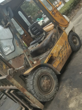 枣庄地区处理3吨 3.5吨龙工叉车