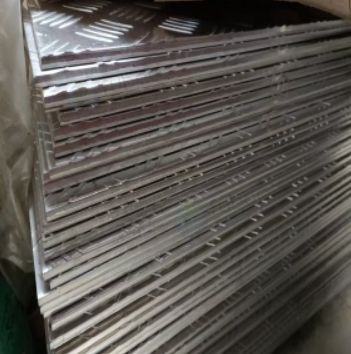 贵阳地区处理2吨1060花纹板