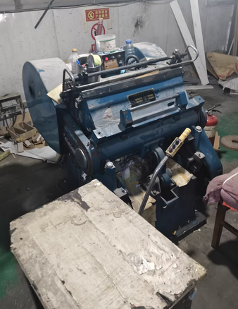 石家庄地区处理骑马订，折页机，膜切机，过胶机，划线机，印刷设备