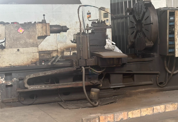 盐城地区工厂处理数控车床2台、齐齐哈尔第一机床厂CX5120A立式车床1台